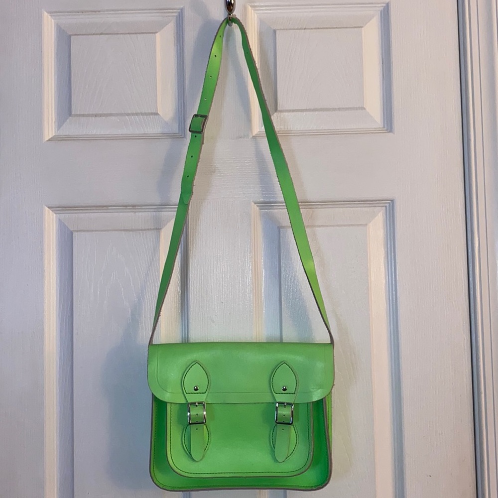 The Cambridge Satchel Co. vintage Neon green satchel bag. Leather, like new.